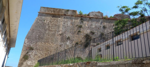 Fortezze mediceo - lorenesi: fronte di attacco di terra, le avanzate e il primo bastione degli Spagnoli