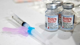 Vaccini Moderna, da lunedì 18 gennaio le prime somministrazioni