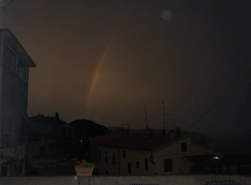 arcobaleno notturno su San Piero