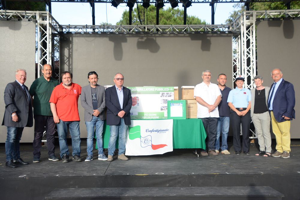 foto defibrillatori2-2