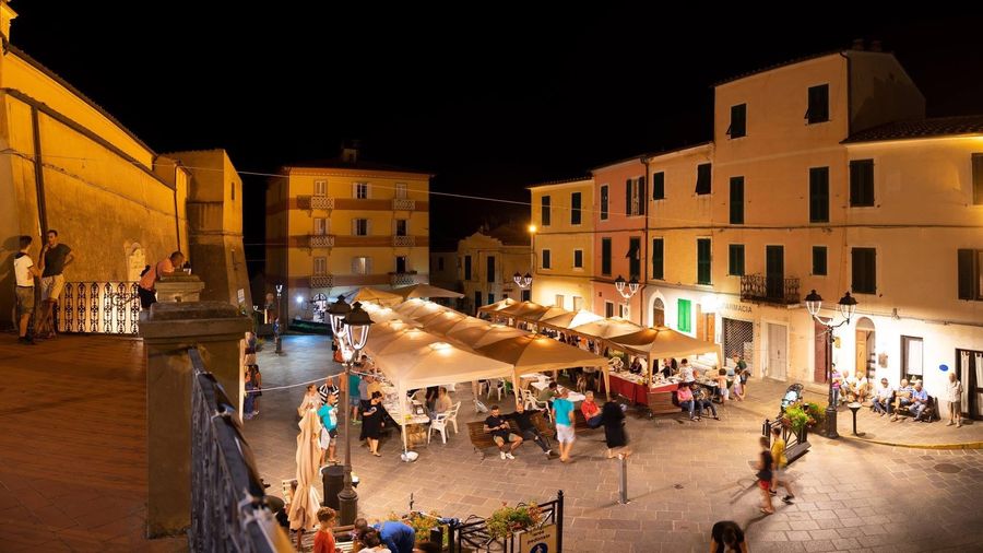 Piazza del Popolo, Rio nell'Elba