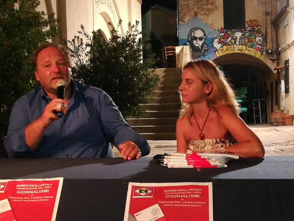 Isola d'Elba Capoliveri Presentazione libro Giornalismi il professor Francesco Pira e la giornalista Lucia Soppelsa