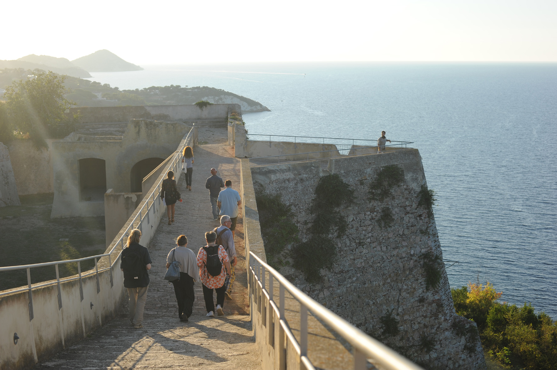 12. DENDI Walk In Sound Fortezze