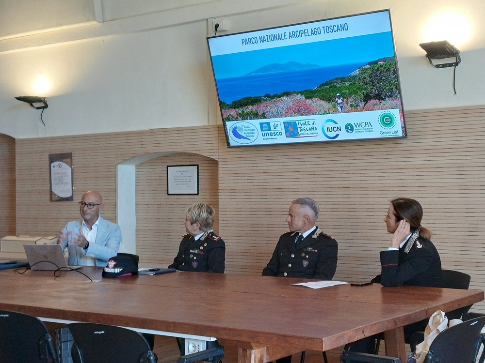 Tavolo Burlando De Guz Cipriani Uricchio