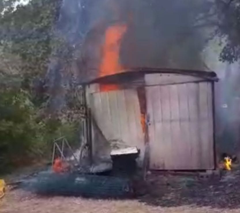 incendio lavacchio baracca