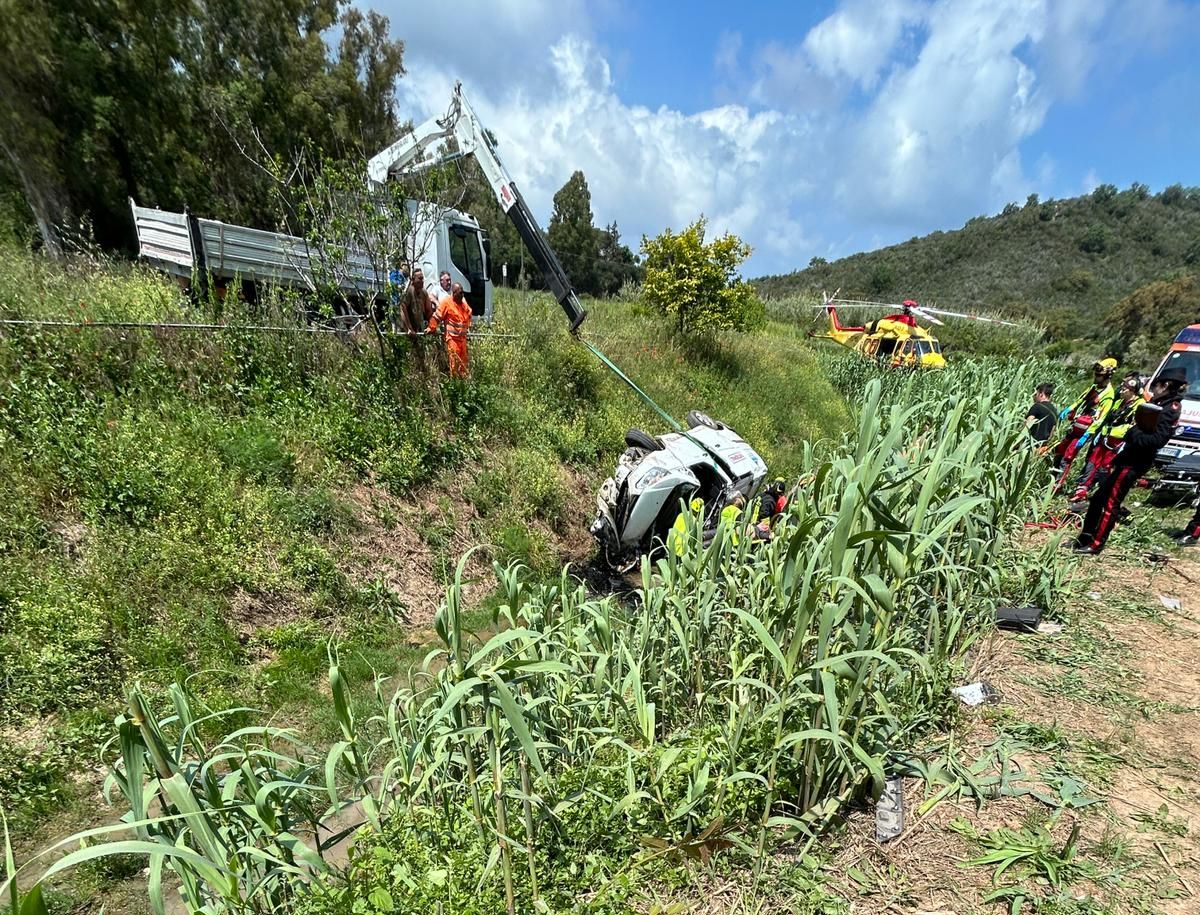 incidente furgone valdana (5)