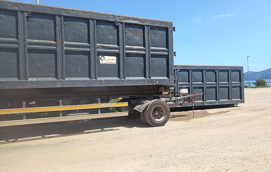 autocarri piazzale del Chicchero (1) ok