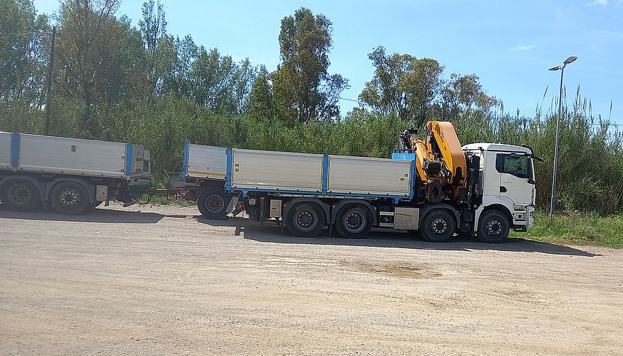 autocarri piazzale del Chicchero (2) ok