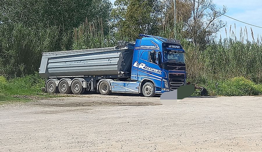 autocarri piazzale del Chicchero (7) ok