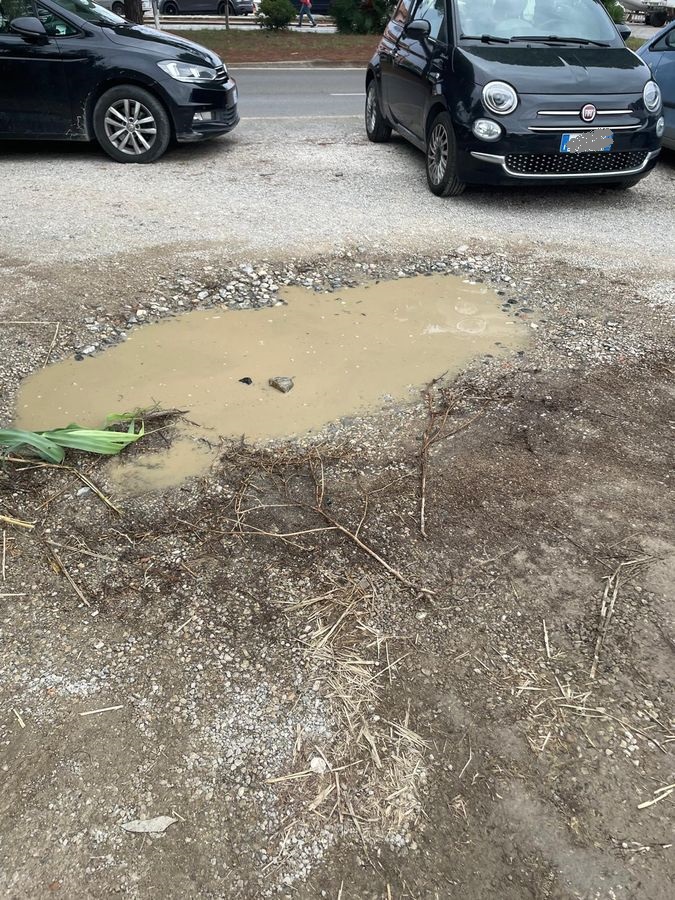 buche parcheggio viale tesei (5)