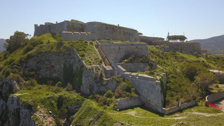 Camminamento coperto di Santa Fine 13