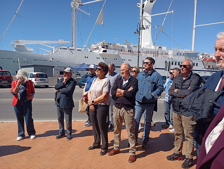 inaugurazione panchina bianca (6) ok