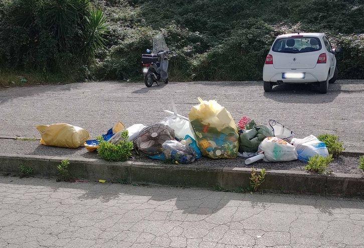 rifiuti via roster 1