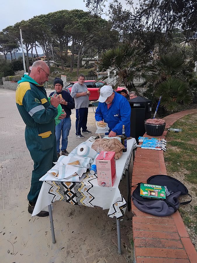 pulizia spiaggi a 2 (4)