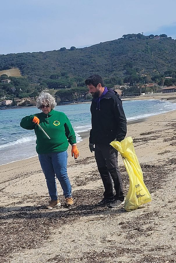 pulizia spiaggia procchio 2026 (9)