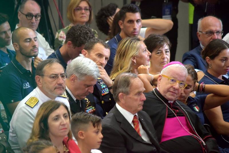 41961942 10212652571134671 3924657238668476416 n