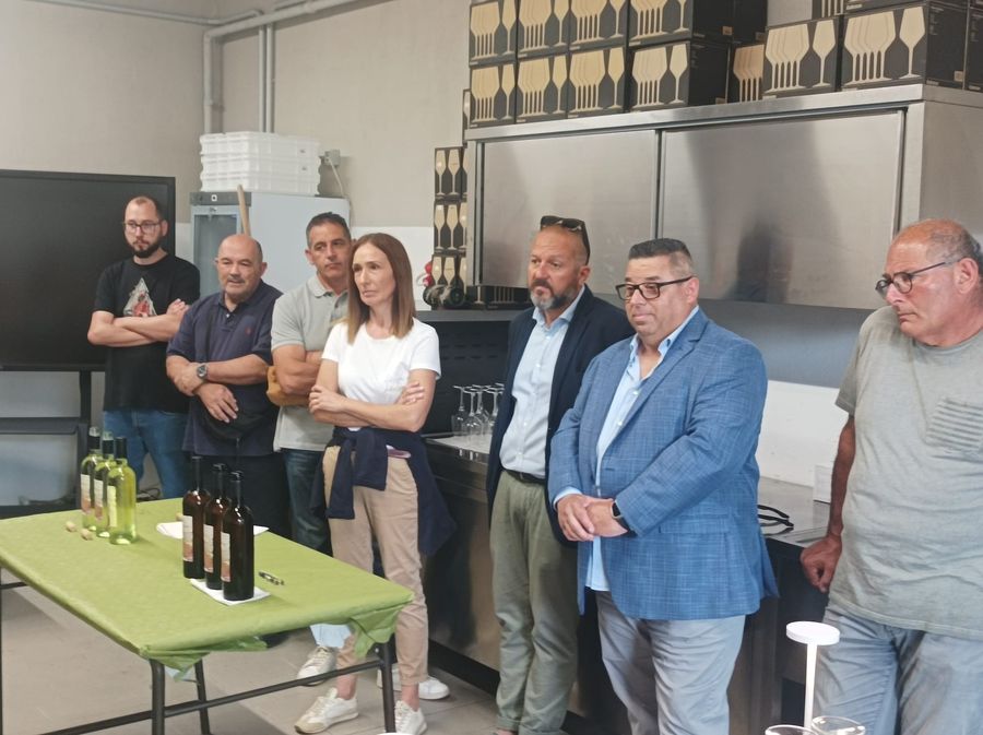 sala degustazione itcg cerboni (8)