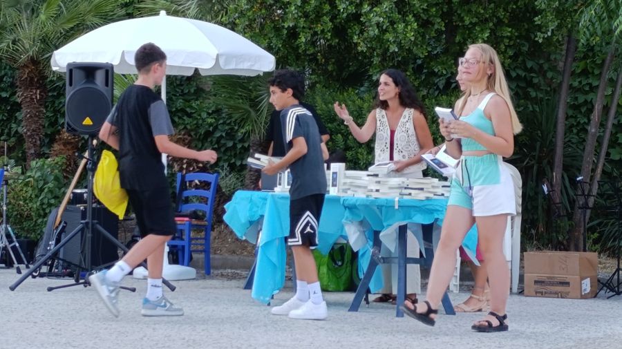 Un Mondo di Nuvole 7 consegna libri