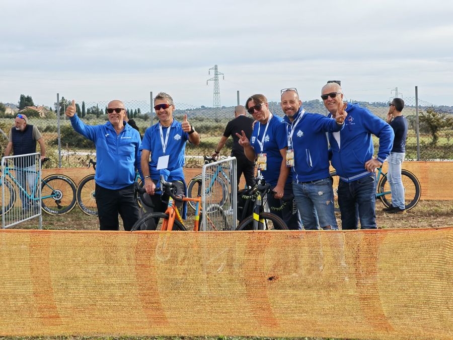 Tecnici e accompagnatori di Elba Bike