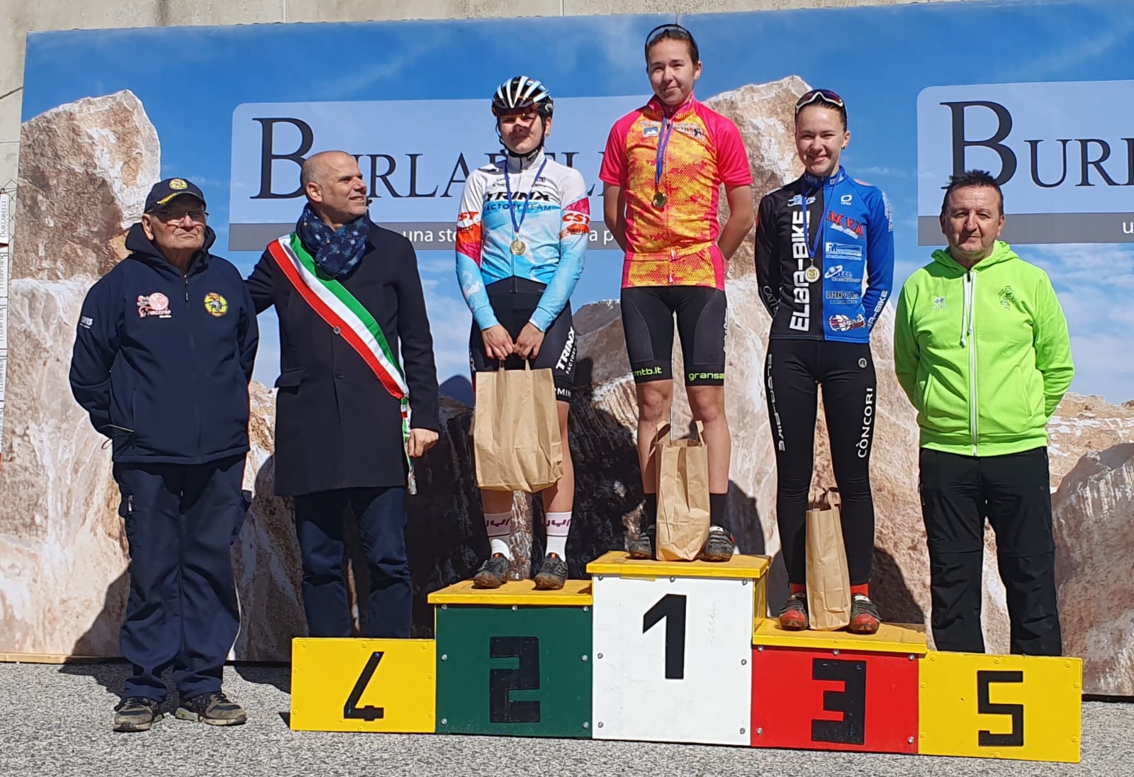 anna rododendro sul podio