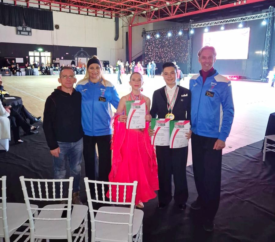 Cosmin Cotruta e Giulia Bernardeschi con maestri