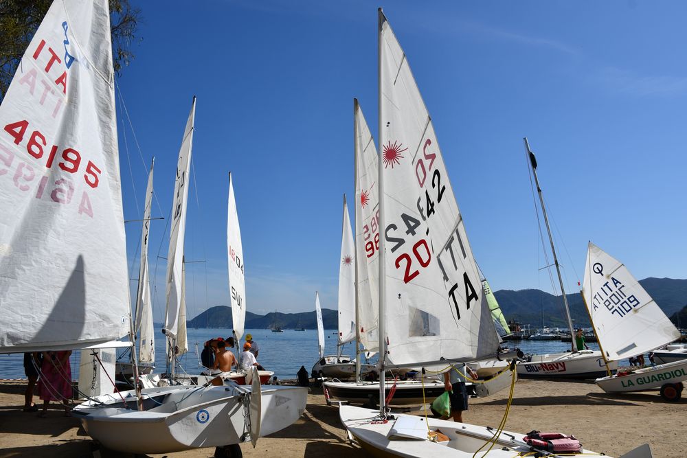 barche pronte per la regata Trofeo Varanini 2023 con BluNavy