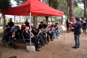 Il concerto della Filarmonica Elbana Giuseppe Pietri ai Giardini di Carpani