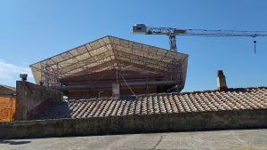Fotonotizia: Lavori di rifacimento del tetto della Biblioteca Foresiana in corso