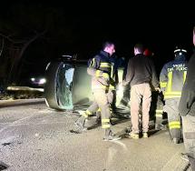 Incidente sulla variante di Portoferraio: auto si ribalta, un ferito non grave