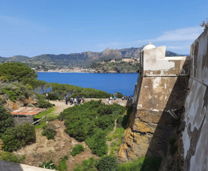 Camminatori e Naviganti, in giro per forti e fari
