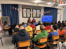 Fiamme Oro al Cerboni per parlare di sport e legalità