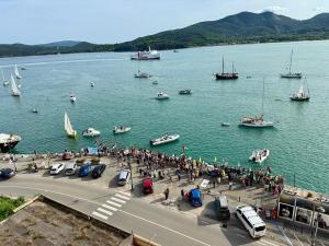 Grande partecipazione alla manifestazione di solidarietà con &quot;F.Lotta&quot; e &quot;Global Sumud Flotilla&quot;