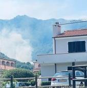 Incendio in un annesso agricolo a Marciana Marina