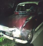 Ennesimo incidente stradale: auto distrutta nell'impatto con un cinghiale