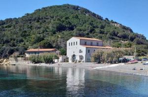 PD:  Ricorsi in ogni sede contro nomine al parco di incompetenti senza titoli