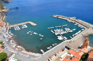 Accordo tra Autorità portuale e Comune per ridisegnare il futuro del porto di Rio Marina