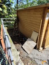 La "casina" di Poggio è tornata discarica