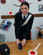 Portoferraio: sottrae il cellulare ad una donna in un negozio, individuato e denunciato l’autore