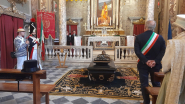 Il sindaco Angelo Zini interviene alla messa in suffragio di Napoleone