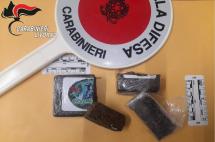 19enne sbarca all’Elba con oltre un etto di hashish. Denunciato dai Carabinieri