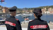 In moto senza patente con assicurazione e revisioni scadute: denunciato e sanzionato giovane riese