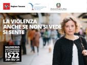25 novembre: un fiore sulle panchine rosse per le donne vittime di violenza