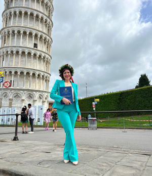 Congratulazioni alla dottoressa Veronica Caia dalla sua Famiglia