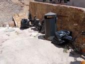 Fotonotizia: ennesima discarica a cielo aperto in centro a Portoferraio