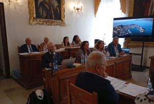 Nocentini, la sua insofferenza per l'opposizione e l'ambiguo rapporto con la Regione