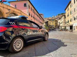 Portoferraio: sgominata banda dedita a furti in villa. Denunciati i presunti responsabili