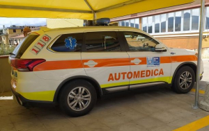 Scontro moto-scooter alle Grotte, 2 persone ferite