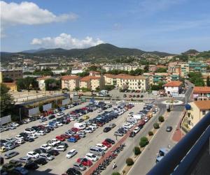 Parcheggio "Ex Residence", il comune indirizzato verso l'esproprio dell'area per motivazioni di pubblica utilità