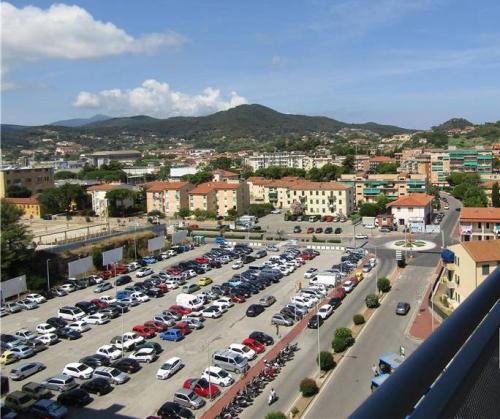 Parcheggio "Ex Residence", il comune indirizzato verso l'esproprio dell'area per motivazioni di pubblica utilità