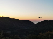 Continua il lavoro di bonifica nelle zone colpite dall'incendio